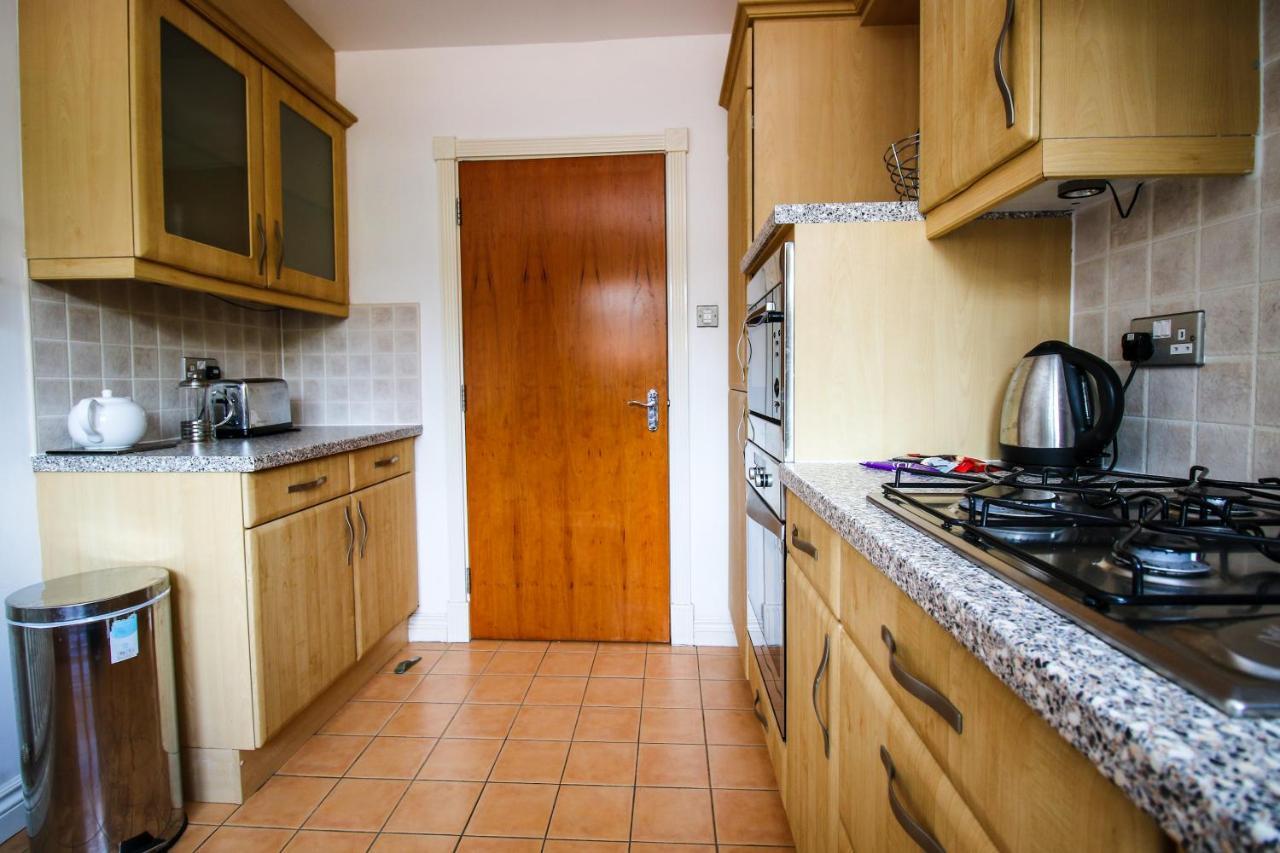 Turnberry Apartments Esterno foto