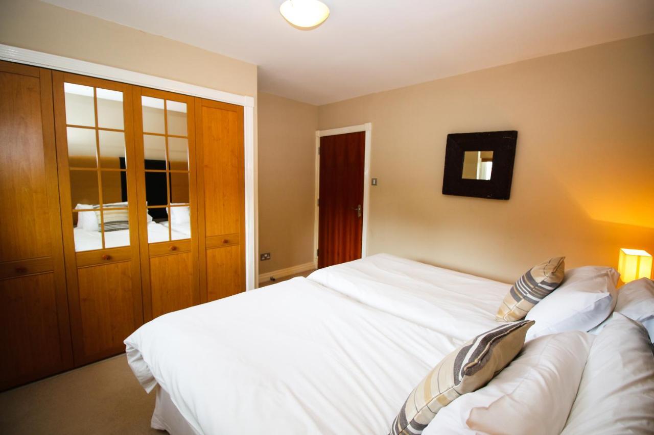 Turnberry Apartments Esterno foto