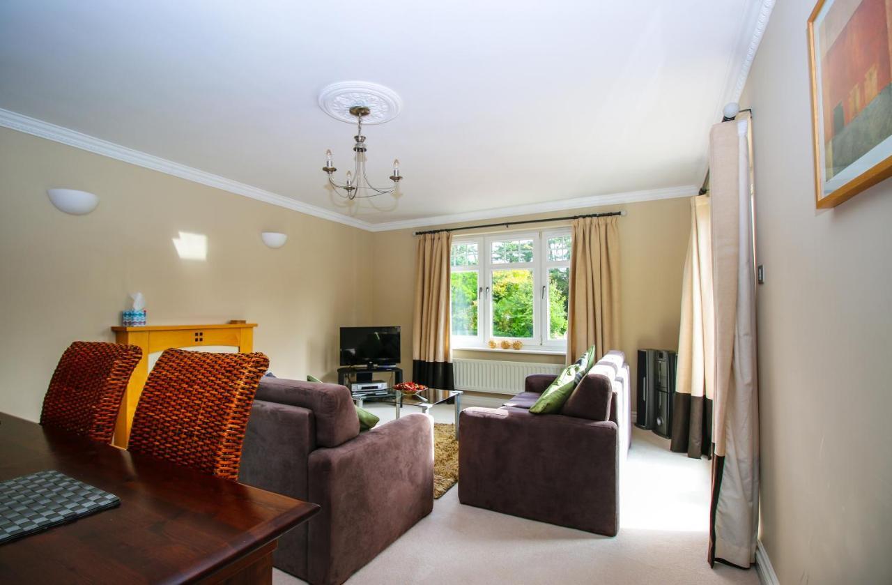 Turnberry Apartments Esterno foto