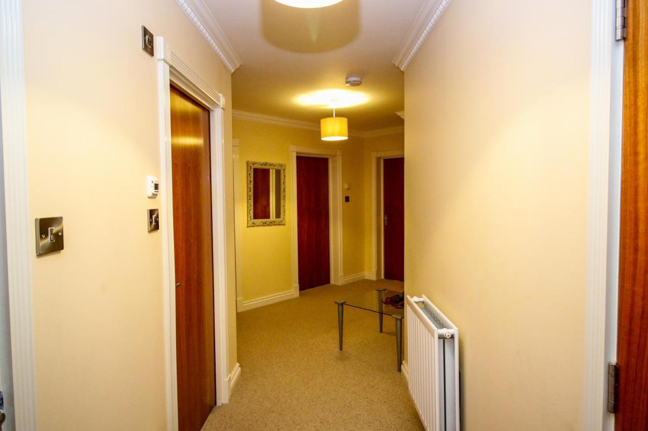 Turnberry Apartments Esterno foto