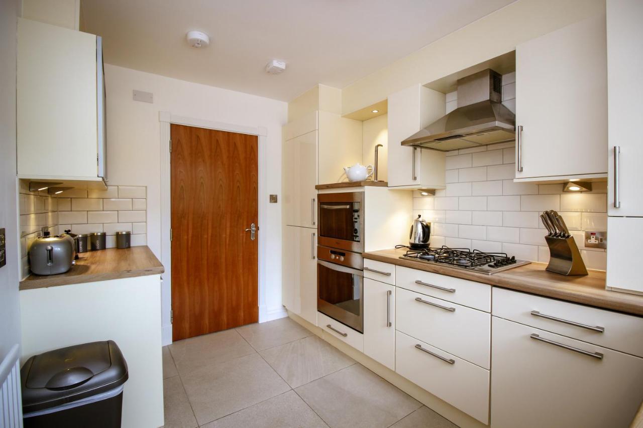 Turnberry Apartments Esterno foto